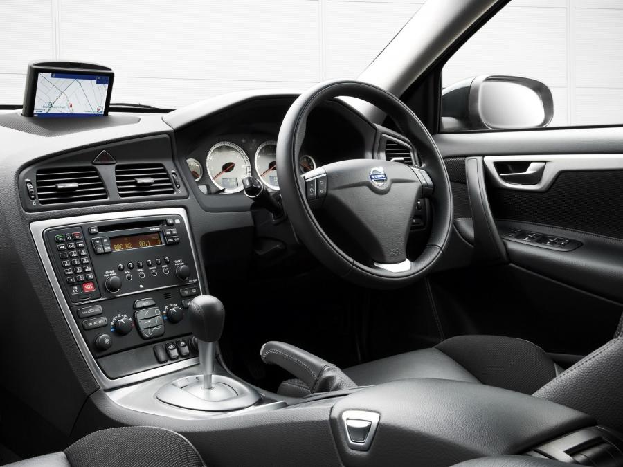  Volvo S60 2007 года  (UK) (фото 2 из 14)